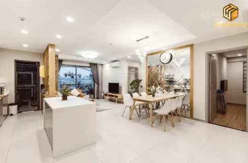 3BR 2BR Apartment for Rent at The Gold View 133m² High Floor with District 1 Center View