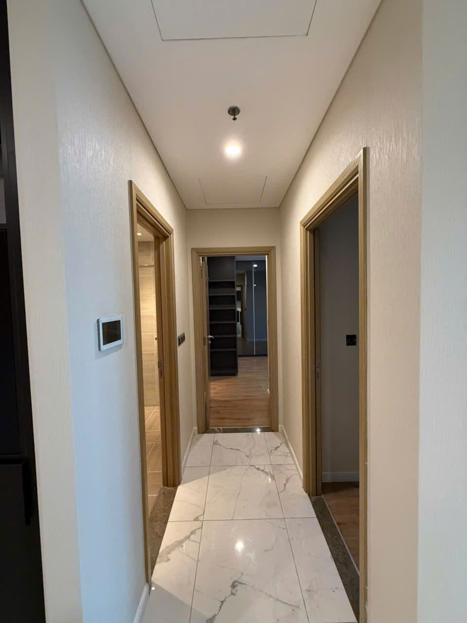 Luxury 2-Bedroom Apartment with Landmark 81 View in Sarina District 2 - Image 10