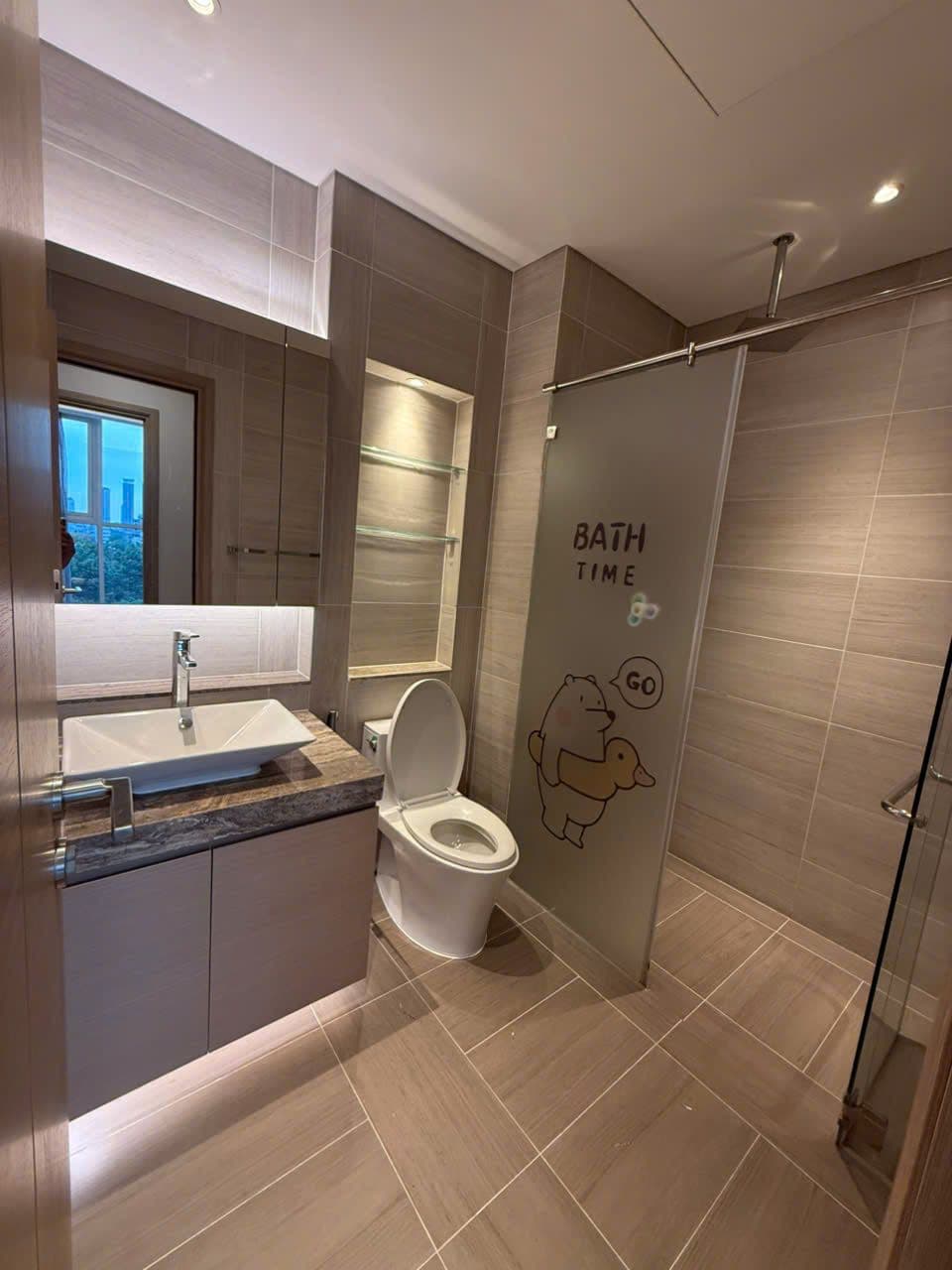 Luxury 2-Bedroom Apartment with Landmark 81 View in Sarina District 2 - Image 13